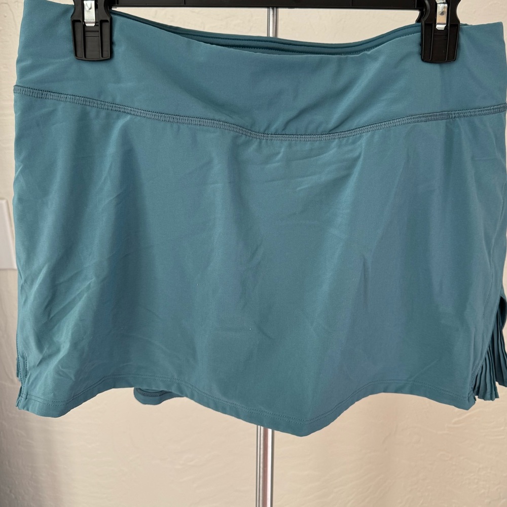 Lulu lemon tennis skirt